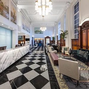 4* Appart hôtel Adina